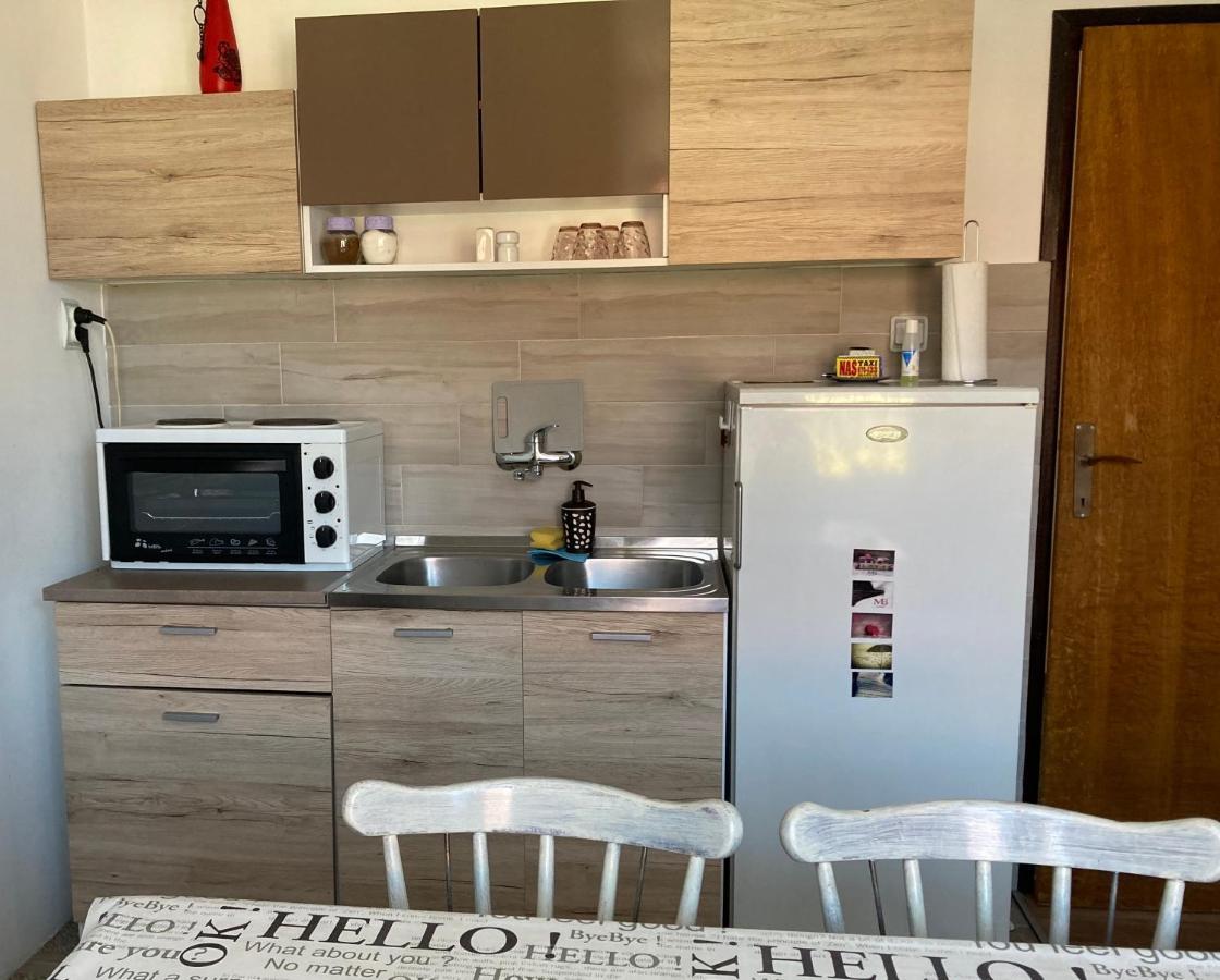 Stan Na Dan Loznica Apartamento Exterior foto