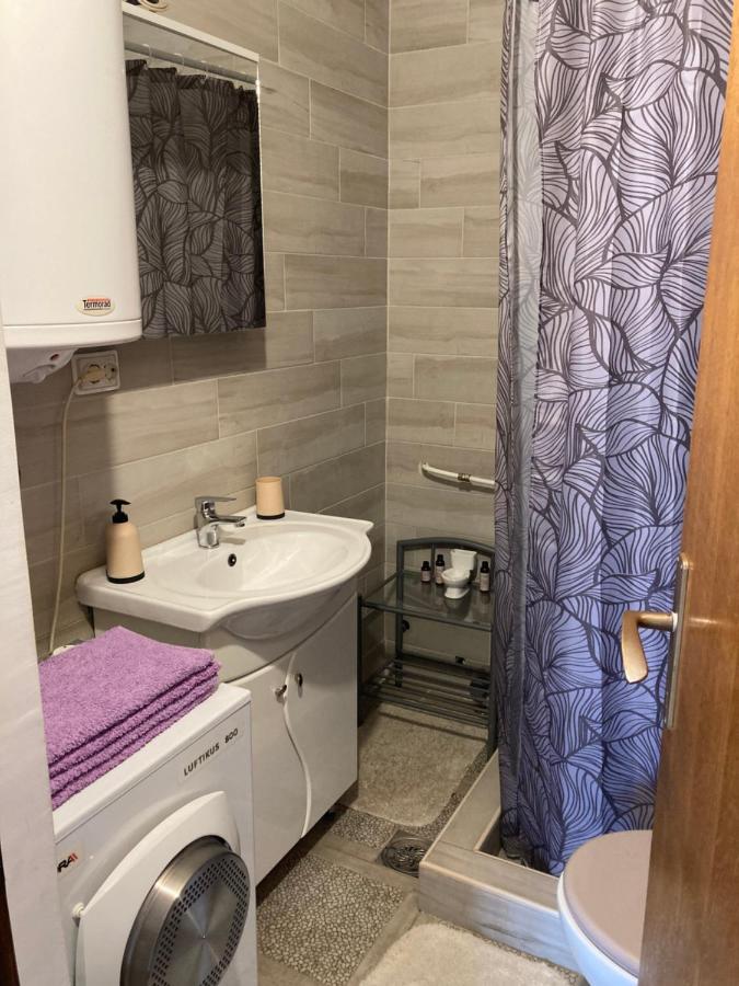 Stan Na Dan Loznica Apartamento Exterior foto